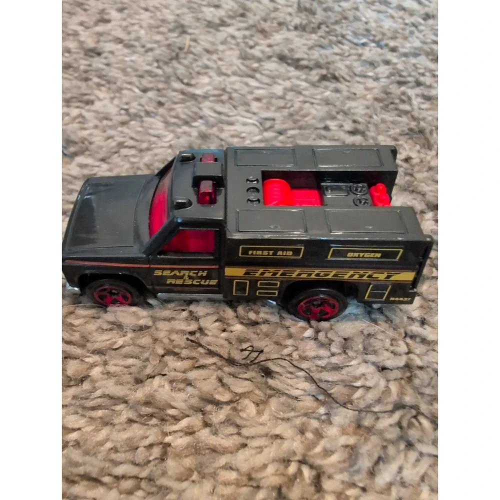 Vintage Hot Wheels 1974 HW Rapid Responder Rare Original Old Car Black First Aid
